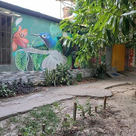 Aparta-Refugio El Retiro Verde Leticia Exterior foto